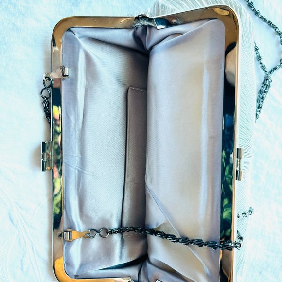 Vintage Silver Metallic Evening Clutch – Handmade - Picture 6 of 10